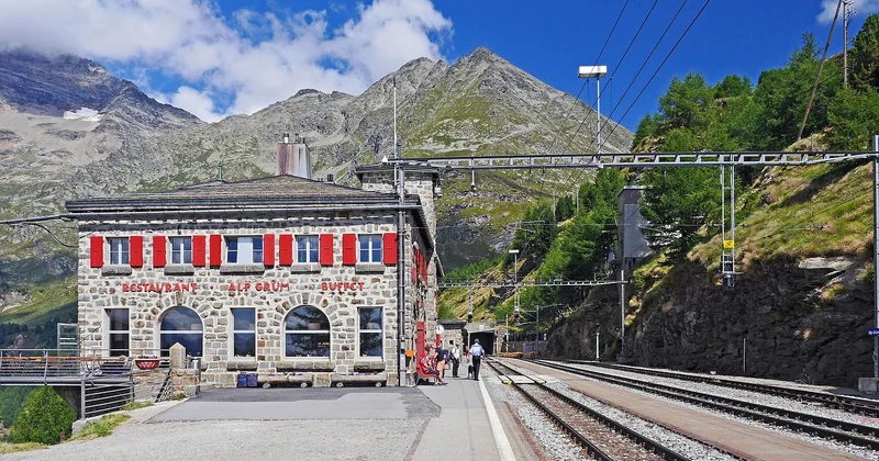 Les gares réellement utiles, du Cantal à la Lozère